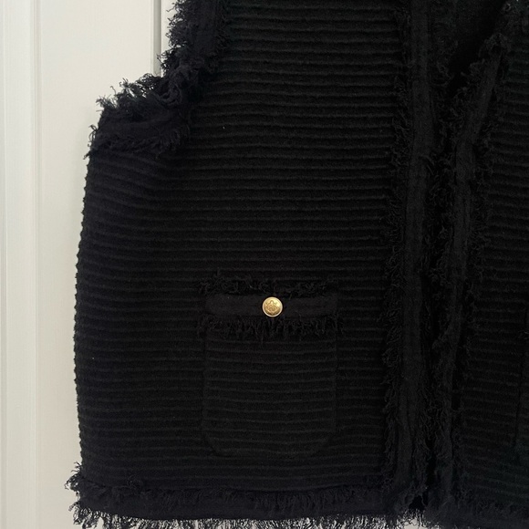 J Crew Black Textured Knit Boucle Vest with gold button detail Size XXL NWOT - Picture 5 of 9